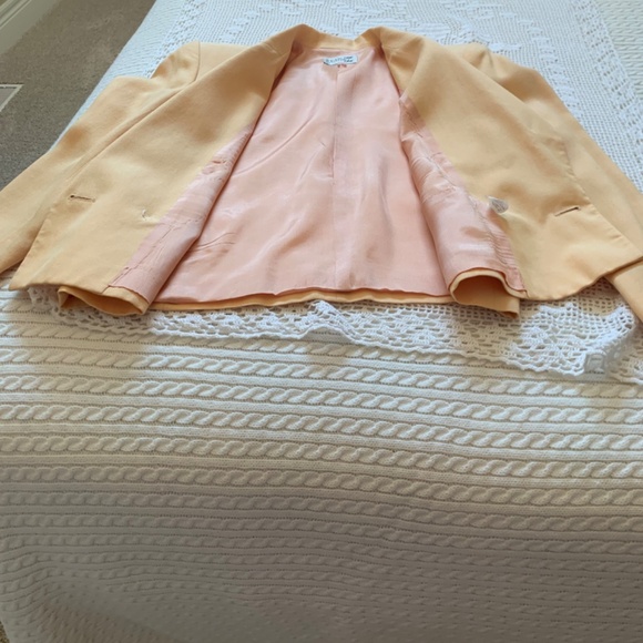 DOUBLE BREASTED YELLOW SHORT JACKET/BLAZER - SIZE 4 - SMALL - PETITE - Picture 8 of 8